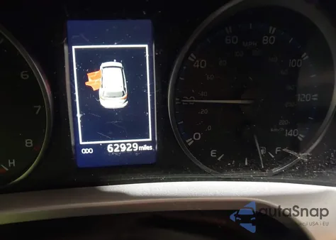 2018 Toyota Rav4 Le z USA, uszkodzony, nr VIN JTMZFREV3JJ197336